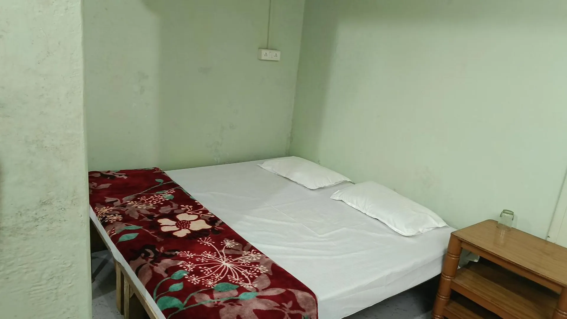 Kapoor Bhawan Apartment Varanasi 0*,  India